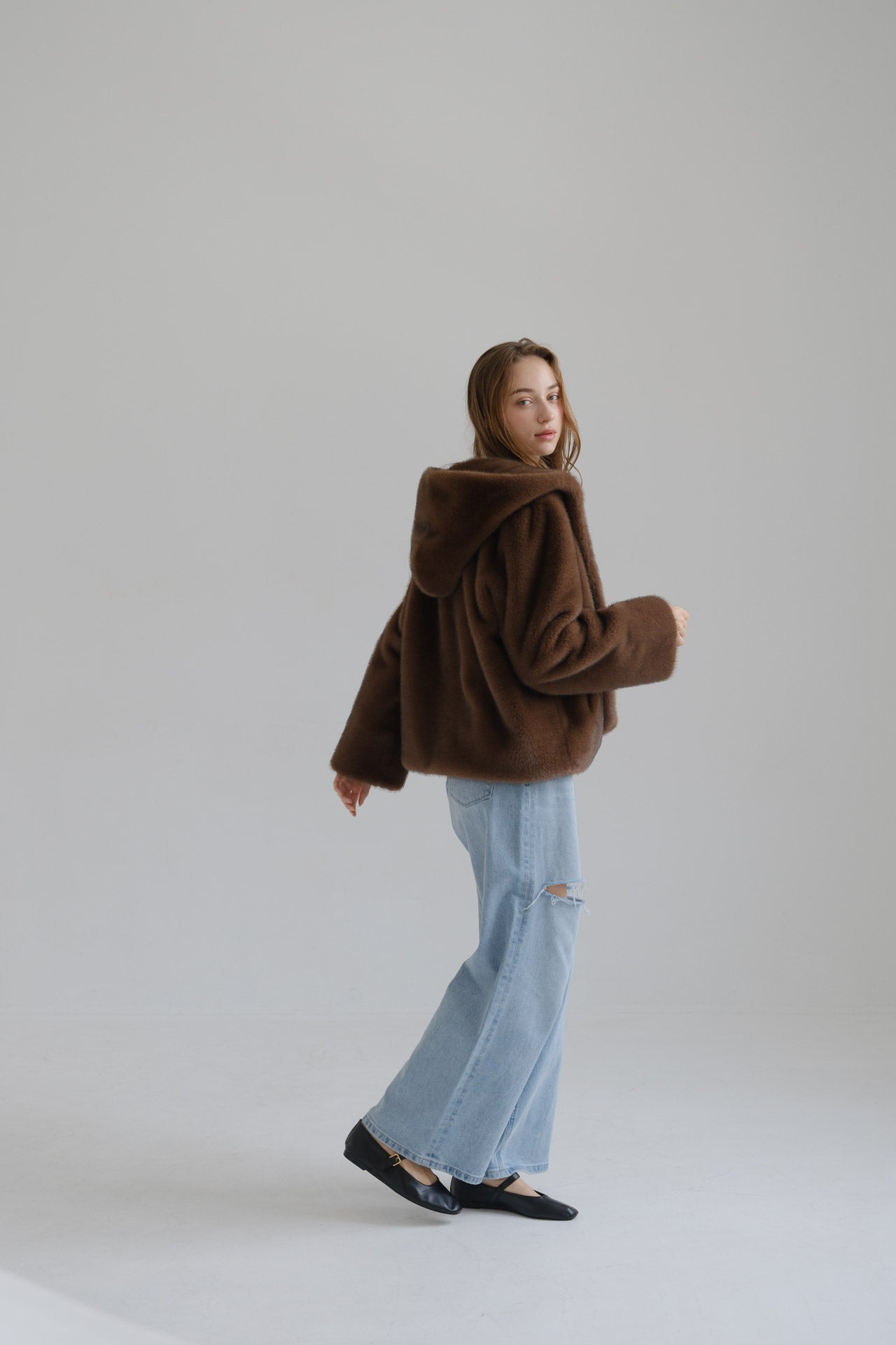 Eco fur hood coat / brown